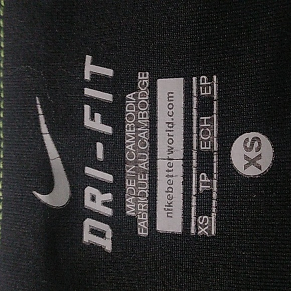 NIKE DRI-FIT NIKE RUNNING WOMENS ATHLETIC CAPRI LEGGINGS - Picture 8 of 17